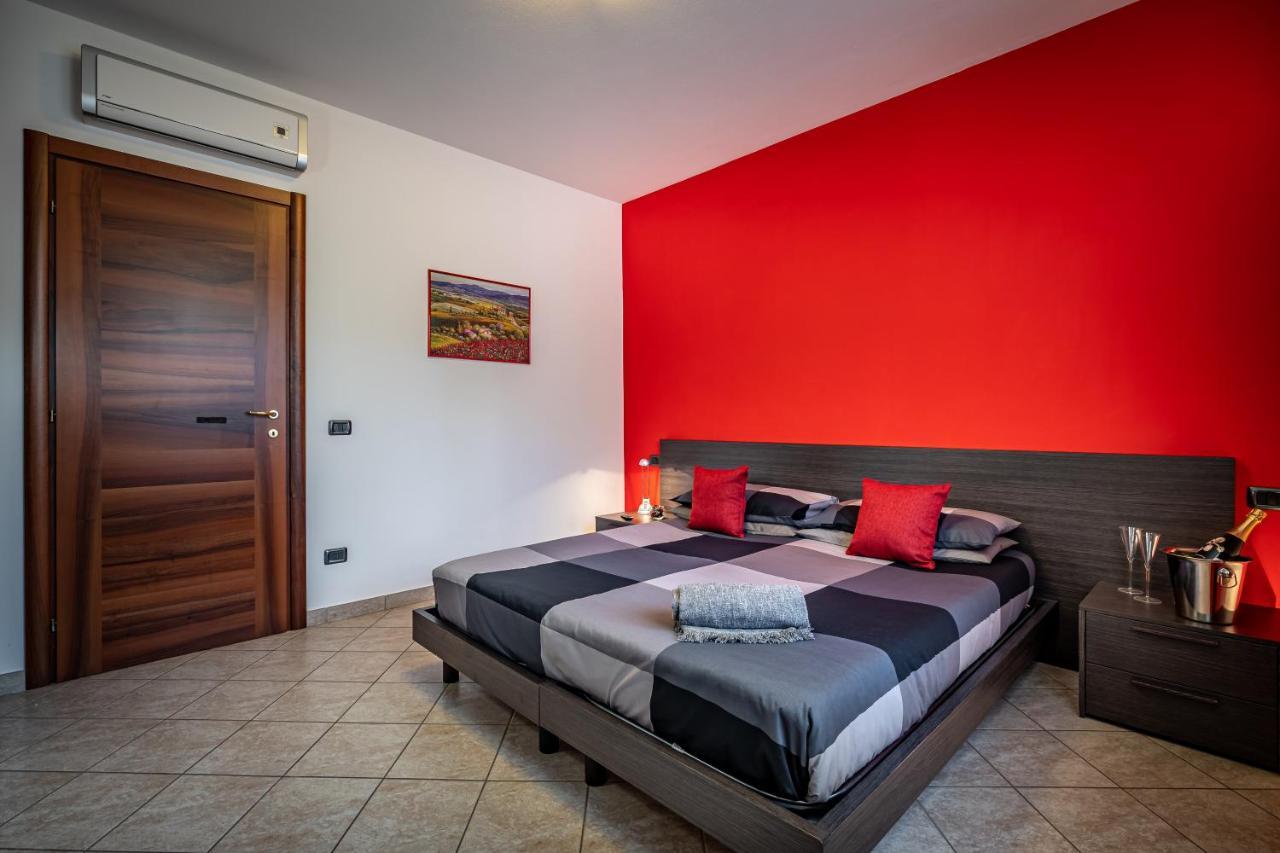 Casa Vacanze Arianna Rosia Zewnętrze zdjęcie