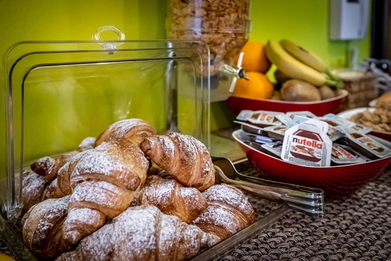 Casa Vacanze Arianna Rosia Zewnętrze zdjęcie