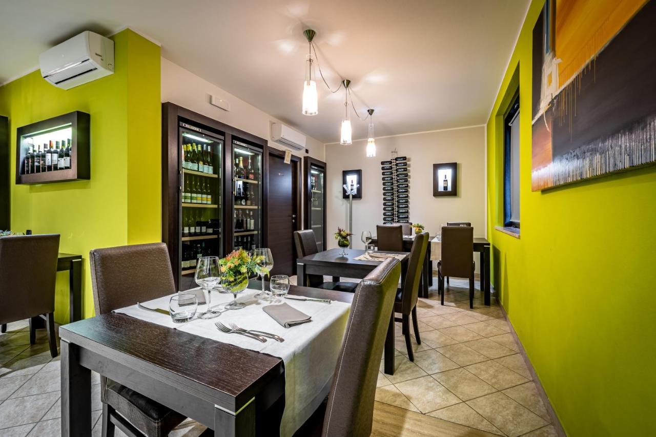 Casa Vacanze Arianna Rosia Zewnętrze zdjęcie